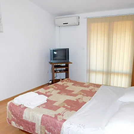 Studio 4333a